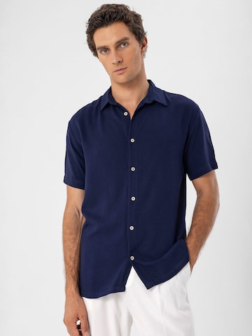 Antioch Regular fit Риза 'Collar' в синьо: отпред