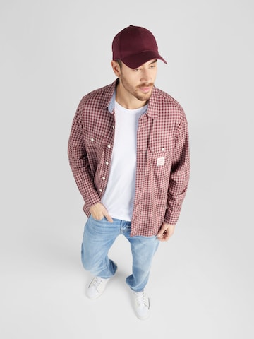 LEVI'S ® Regular fit Skjorta 'Classic Worker Workwear' i röd