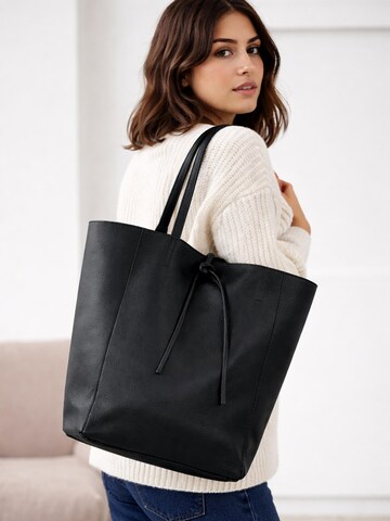 COLLEZIONE ALESSANDRO Shoulder Bag 'EasyGo' in Black: front