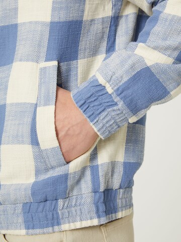 DAN FOX APPAREL Between-Season Jacket 'Ilja' in Blue