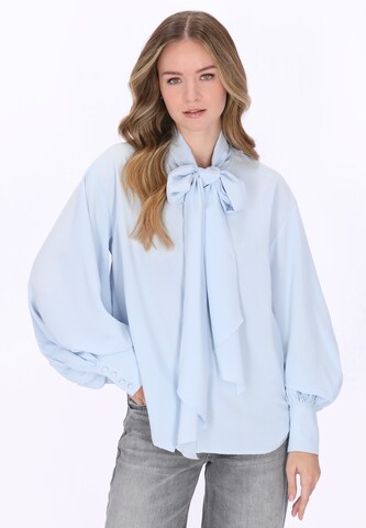 DreiMaster Vintage Blouse in Blue: front