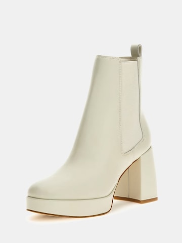 GUESS Boots 'Wiley' in White