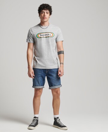 Superdry Regular Shorts in Blau