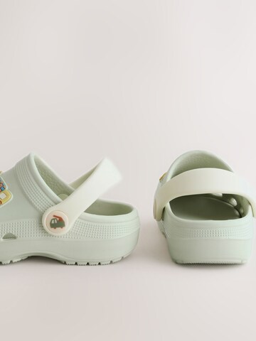 Next Домашни пантофи в зелено