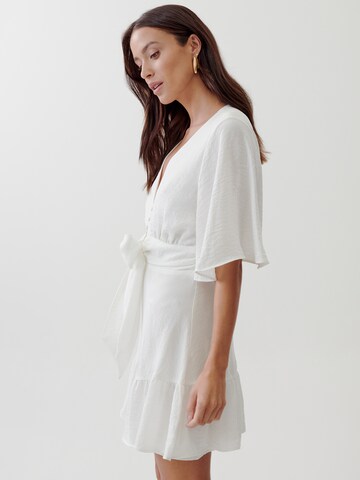 Tussah Φόρεμα 'MARTHA' σε λευκό: πίσω