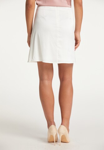 faina Skirt in White