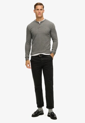 T-Shirt Superdry en gris