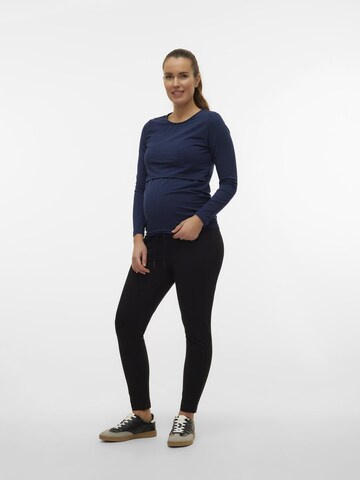 Vero Moda Maternity Slim fit Pleat-front trousers 'VMMEva' in Black