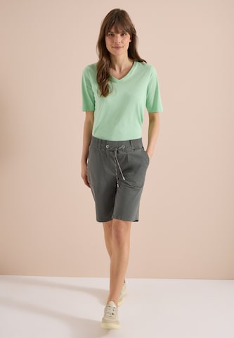 CECIL Regular Pants in Green: front