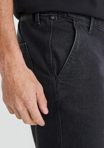 QS Regular Jeans in Zwart
