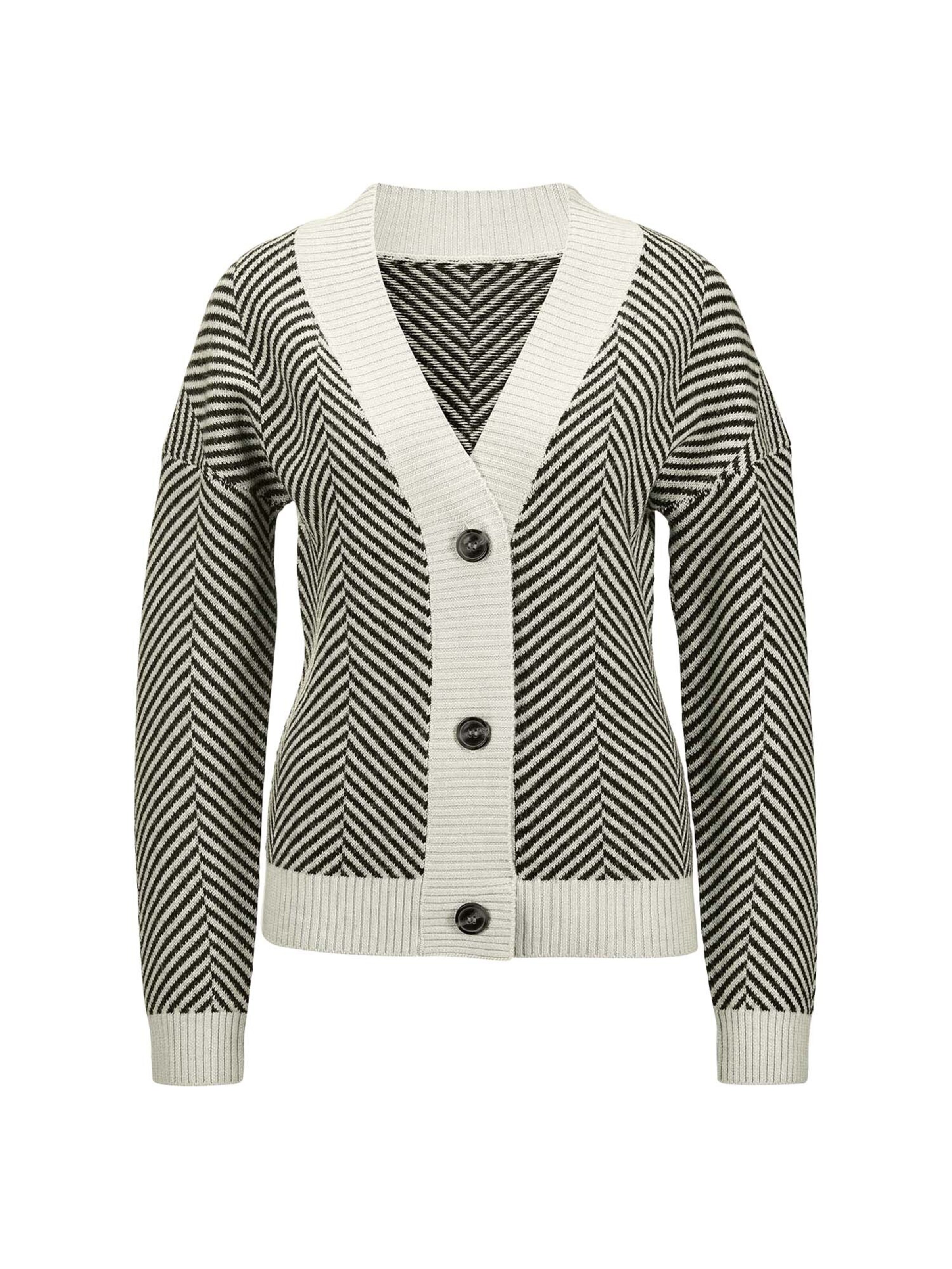 MADELEINE Strickjacke in Schwarz: Vorderseite