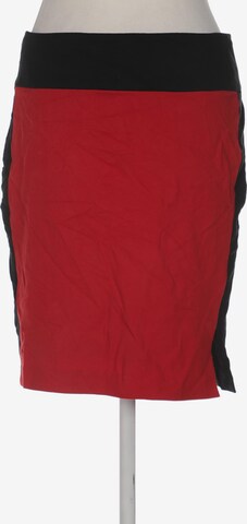 apriori Skirt in L in Red: front