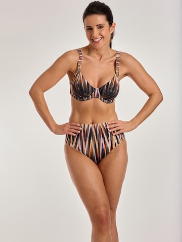 T-shirt Bikini 'Bronze Glow' di SUNFLAIR in marrone: frontale