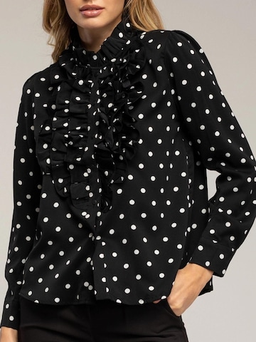 Camicia da donna 'Blusa de lunares con volantes en el pecho. (NEGRA)' di Tantra in nero