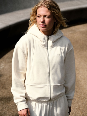 Giacca di pile di self. in beige