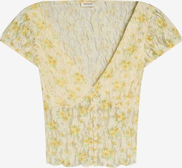 Chemisier Bershka en jaune : devant