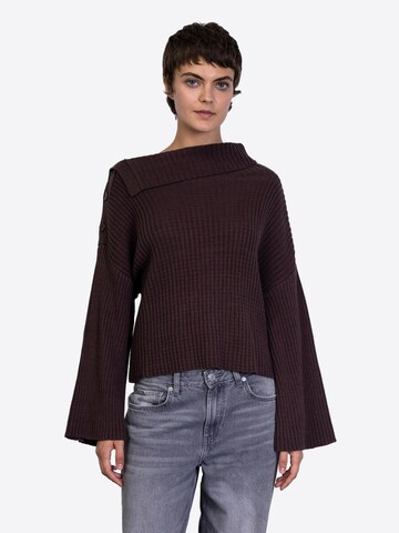 BROKE + SCHÖN Sweater in Brown: front