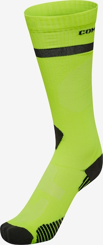 Chaussettes de sport Newline en jaune : devant