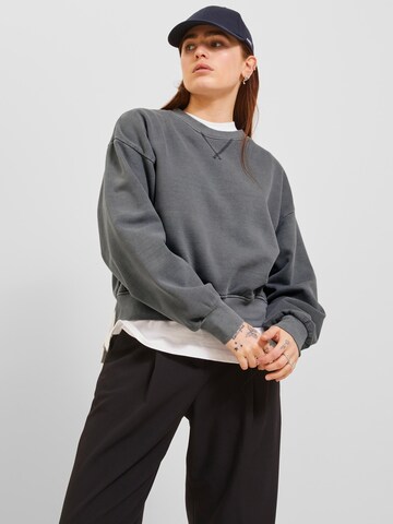 JJXX Sweatshirt 'ALIMA' in Grey: front