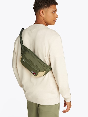 Sacs banane 'ESS DAILY' Tommy Jeans en vert