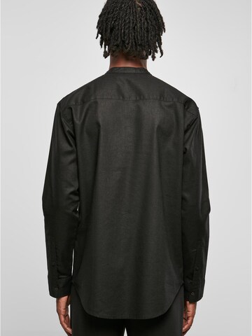 Urban Classics Regular fit Button Up Shirt in Black