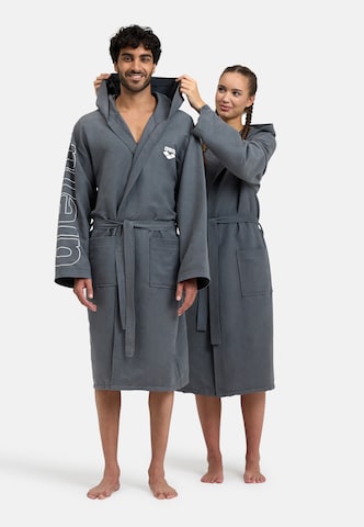 ARENA Athletic Robe 'Zeal Plus' in Grey: front