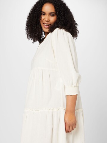 Robe 'DICTHE' Vero Moda Curve en beige