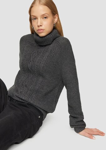 Pull-over QS en gris