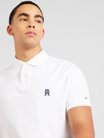 Tricou de la TOMMY HILFIGER pe alb