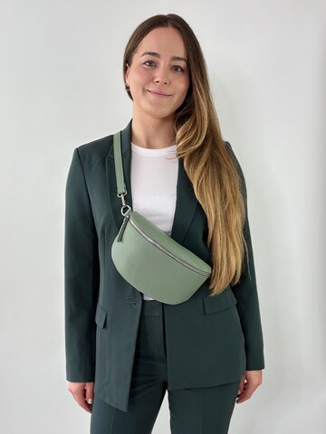 lePelou Fanny Pack 'TONI medium' in Green: front