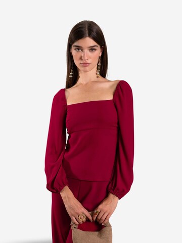 THE-ARE - Blusa en rojo: frente