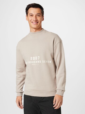 TOM TAILOR DENIM Sweatshirt in Grey: front