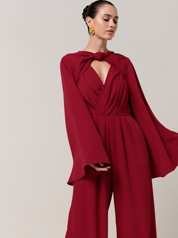 Salopeta 'Alexa' de la Sável pe roșu