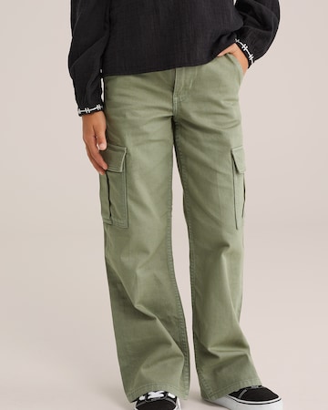 WE Fashion Loosefit Jeans in Grün