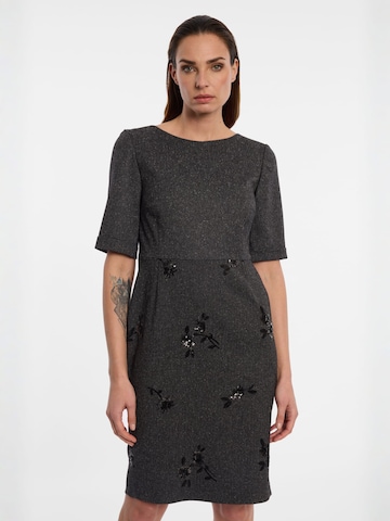 Robe Ana Alcazar en gris