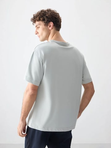 Tommy Life Shirt in Grey