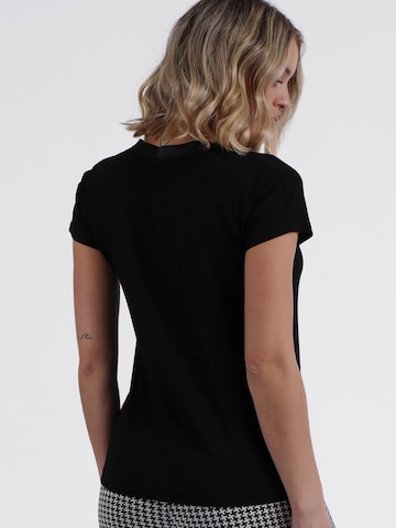 admas - Top 'ADMAS Camiseta Manga Corta Tapeta Raso para Mujer' en negro