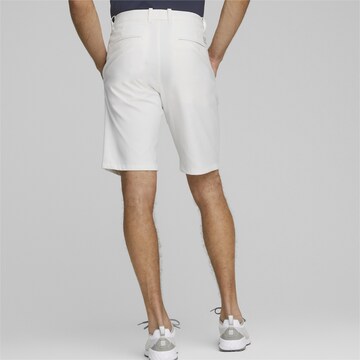 Regular Pantalon de sport 'Dealer 10"' PUMA en blanc