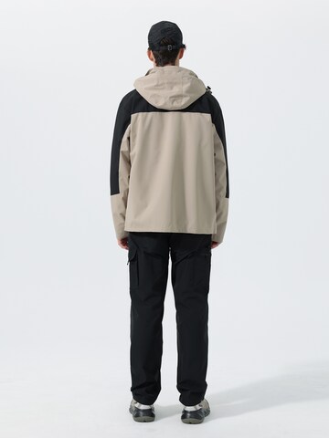 Youthup Outdoor jacket in Brown