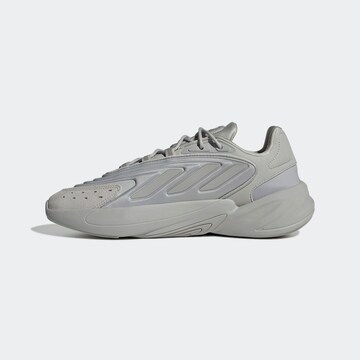 ADIDAS ORIGINALS Låg sneaker 'Ozelia' i grå