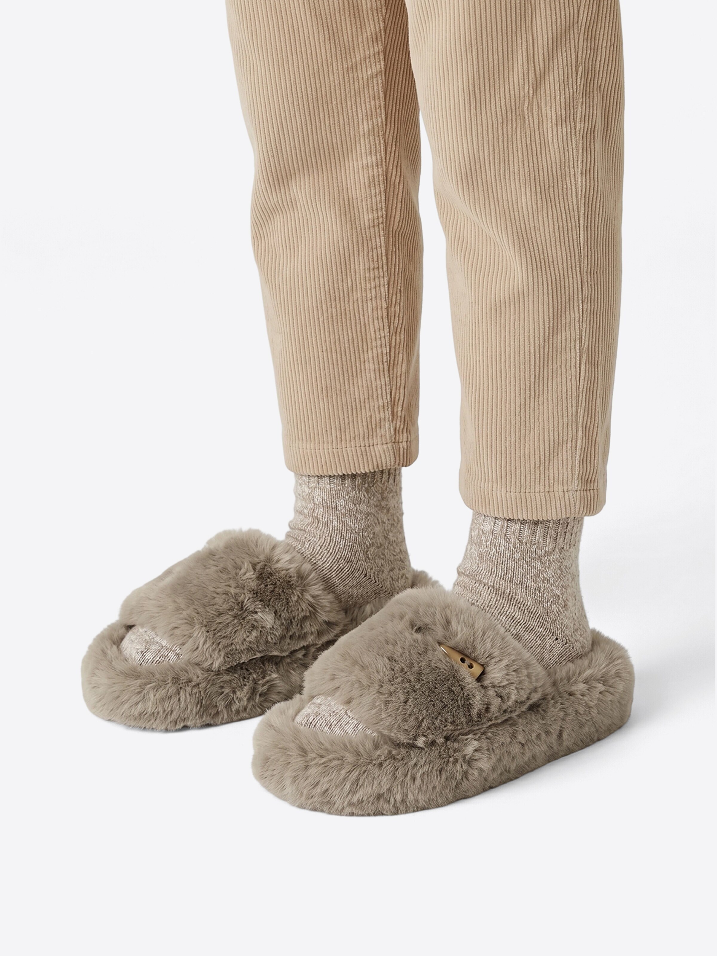 Youecci Slippers in Green: front