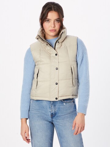 Gilet 'Mountain' Superdry en beige : devant