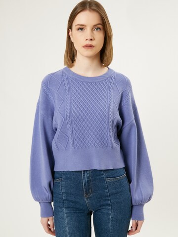 Pull-over Influencer en bleu : devant