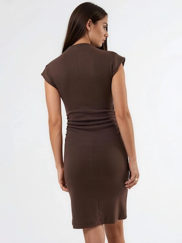 Busem Mini Kleid in Braun