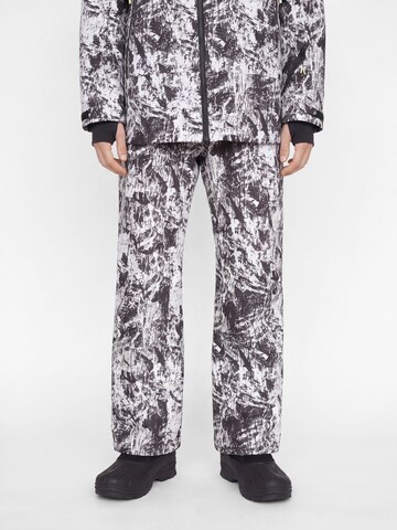 regular Pantaloni per outdoor di JACK & JONES in bianco: frontale
