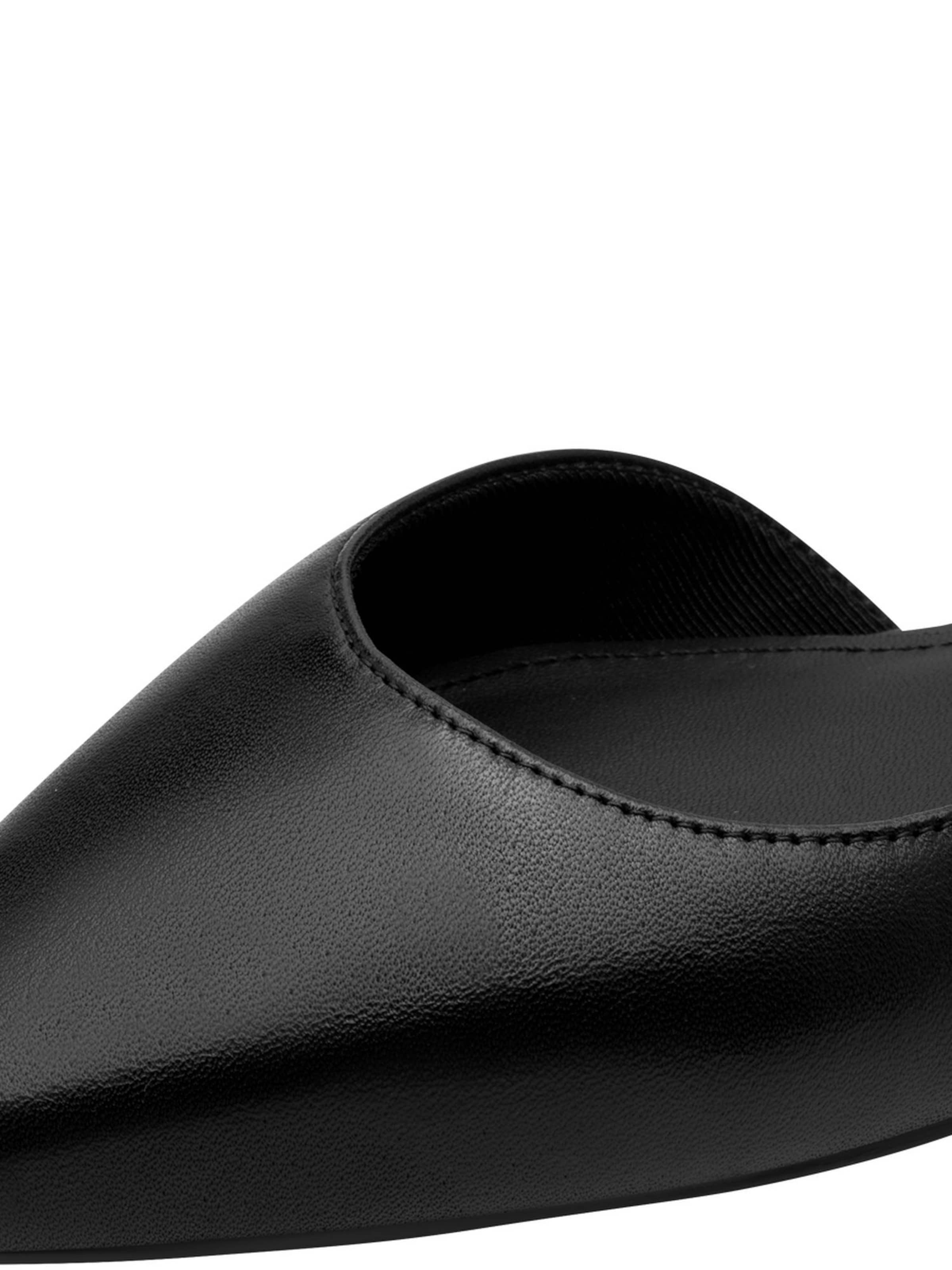 Tamaris Slingback pumps in Black: front