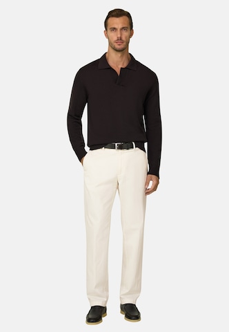 Boggi Milano Slim fit Chino trousers in White