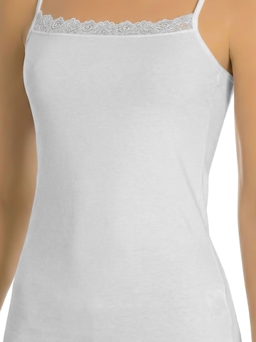 ÖTS Top 'Tanktops & Camis' in Wit: voorkant