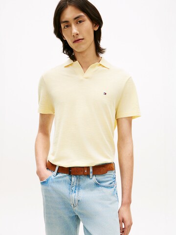 T-Shirt TOMMY HILFIGER en jaune : devant