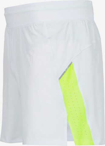 UNDER ARMOUR Regular Sportbroek 'LAUNCH ELITE' in Wit